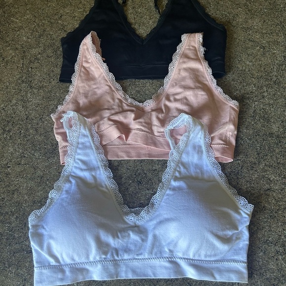 Marilyn Monroe Large Lace Trim Bralette Set - Black, Pink, and White - Picture 1 of 8